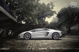 2012 Lamborghini Aventador with DPE EX5 wheels