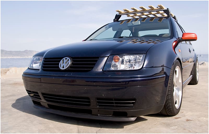 2005 Volkswagen Jetta with 17x7.5 wheels