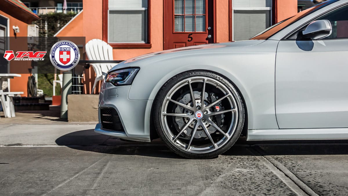 2013 Audi RS 5 with HRE P104 wheels