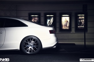 2011 Audi S5 with 20x9 Vossen CV-02 wheels
