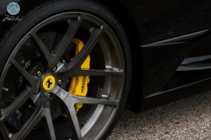 2009 Ferrari F430 with 20x8.5 Modulare B18 wheels