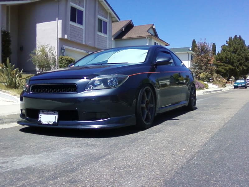 2006 Scion tC with 18x8 TENZO DC6 v1 wheels