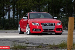 2011 Audi S5 with 20x9 Vossen CV3 wheels