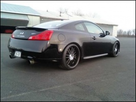 2008 Infiniti G37 with 19x9.5 Volk GT-30 Phantoms wheels