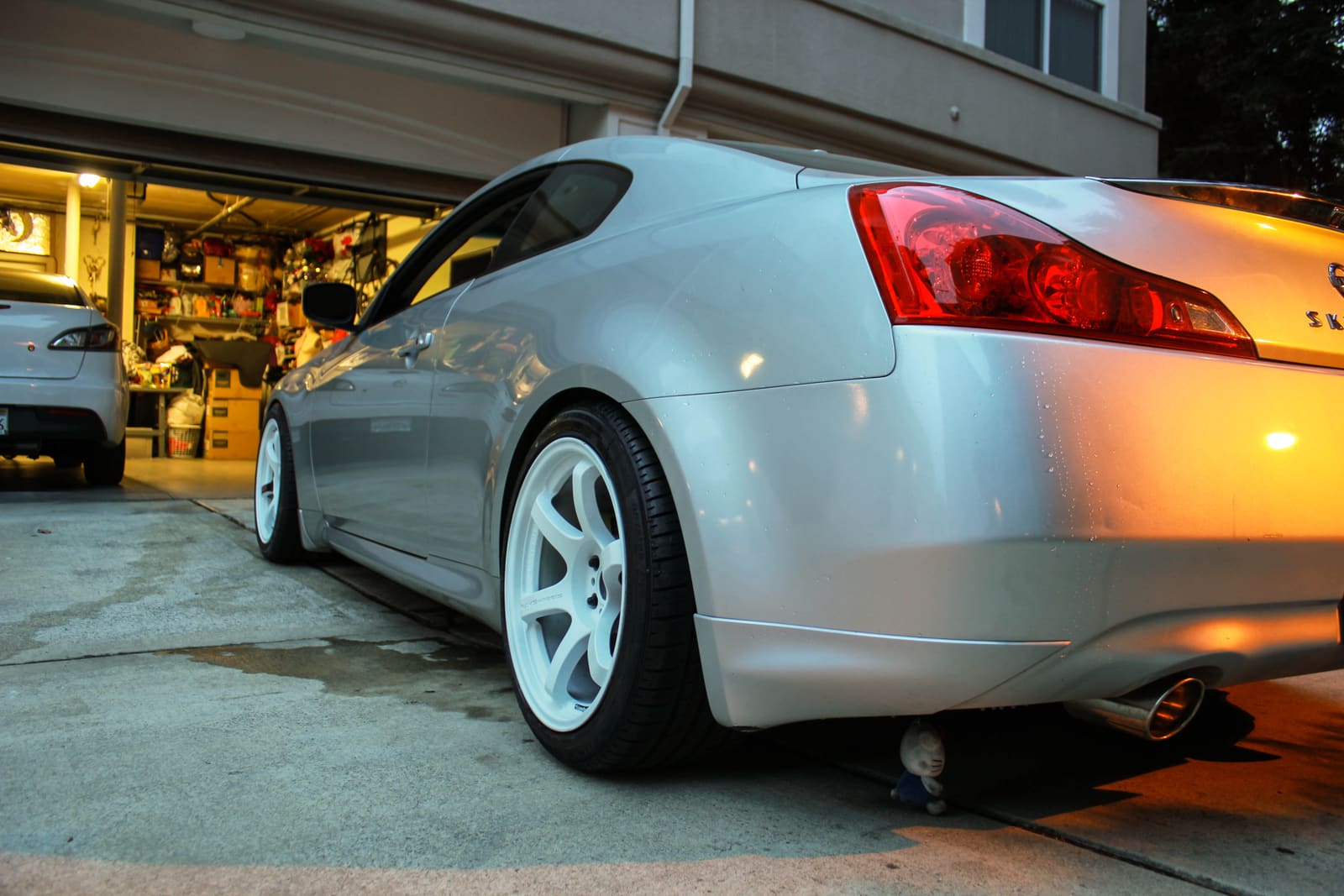 2013 Infiniti G37 with 18x9.5 Rays GramLights 57DR wheels