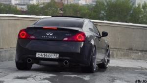 2008 Infiniti G37 with 20x9 Vossen CV3 wheels