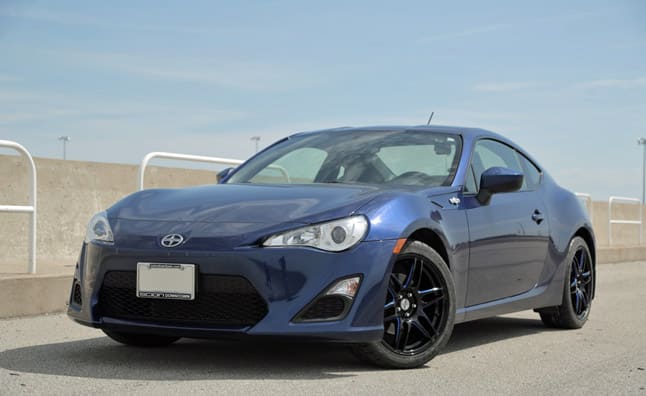 2013 Scion FR-S with 18x8 Axis Xplode wheels