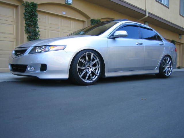 2006 Acura TSX with 18x8 AME Tracer FS01 wheels