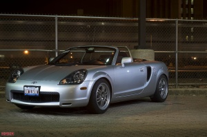 2002 Toyota MR2 Spyder with 16x8 Enkei RPF1 wheels