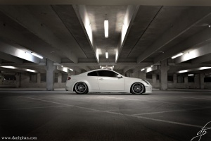 2005 Infiniti G35 with 20x8.5 DPE R07 Variant S wheels