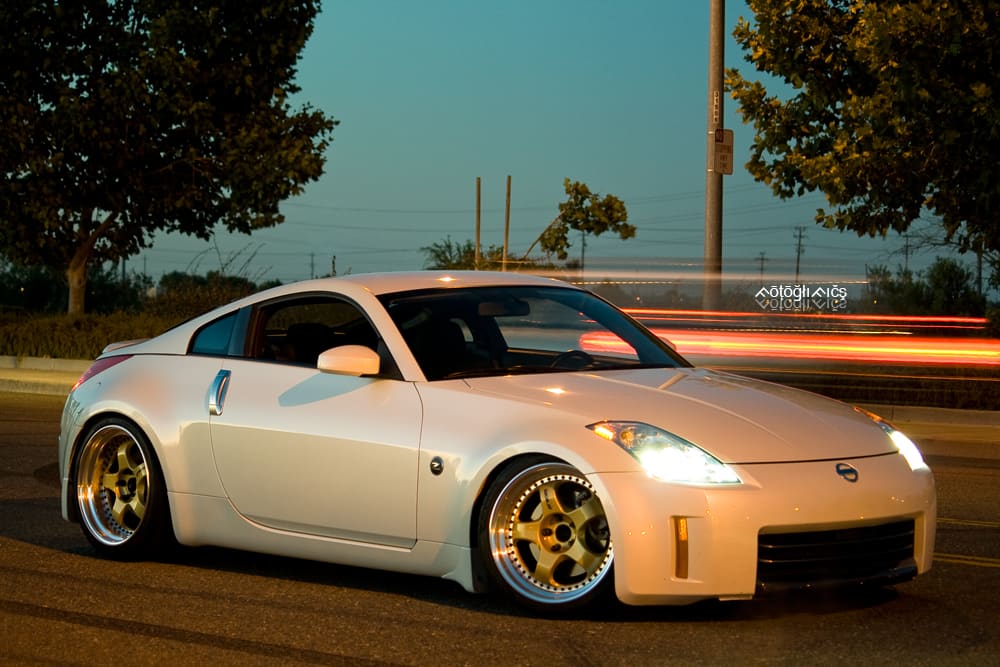 2006 Nissan 350Z with 19x9.5 Work Meister S1 wheels