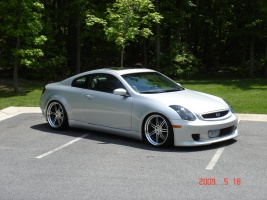 2006 Infiniti G35 with 20x9.5 Work Varianza T1S wheels