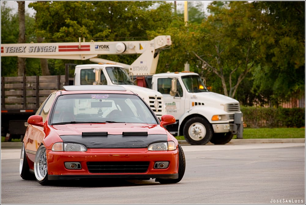 1994 Honda Civic with 16x9 Raderwerk P-90 wheels