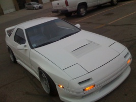 1990 Mazda RX-7 with 17x9.5 Work Emotion XD9 wheels