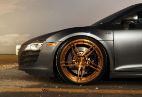 2010 Audi R8 with 20x9 ADV.1 05R MV2 CS wheels