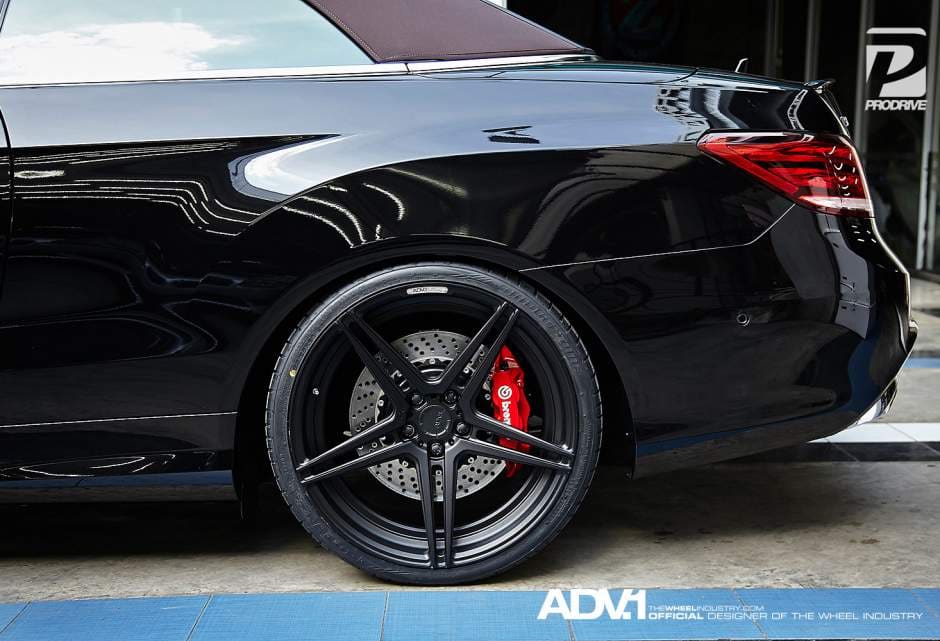 2013 Mercedes-Benz E-Class with 20x8.5 ADV.1 05MV2SL wheels