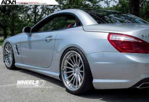 2015 Mercedes-Benz SL-Class with 20x9 ADV.1 15 Track Spec wheels