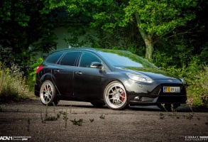 2015 Ford Focus ST with 20x9 ADV.1 5.0TF wheels