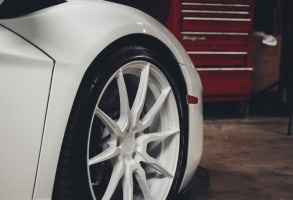 2013 Lamborghini Aventador with 20x9.5 ADV.1 10.1CSMV1 wheels