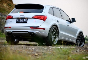 2013 Audi Q5 with 22x10.5 ADV.1 5.2TSSL wheels