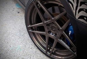 2009 Infiniti G37 with 20x9 ADV.1 05S MV2 wheels