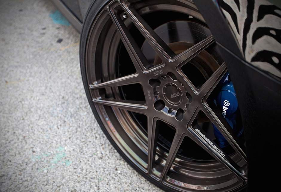 2009 Infiniti G37 with 20x9 ADV.1 05S MV2 wheels