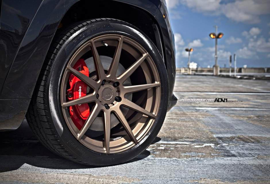 2014 Jeep Grand Cherokee with 21x10.5 ADV.1 10.1MV1SL wheels