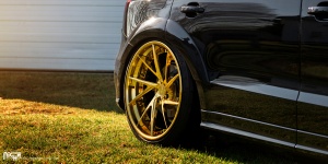 2015 Audi SQ5 with 22x10.5 Niche Invert wheels