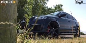 2013 Audi Q7 with 24x10 Niche Verona - M150 wheels