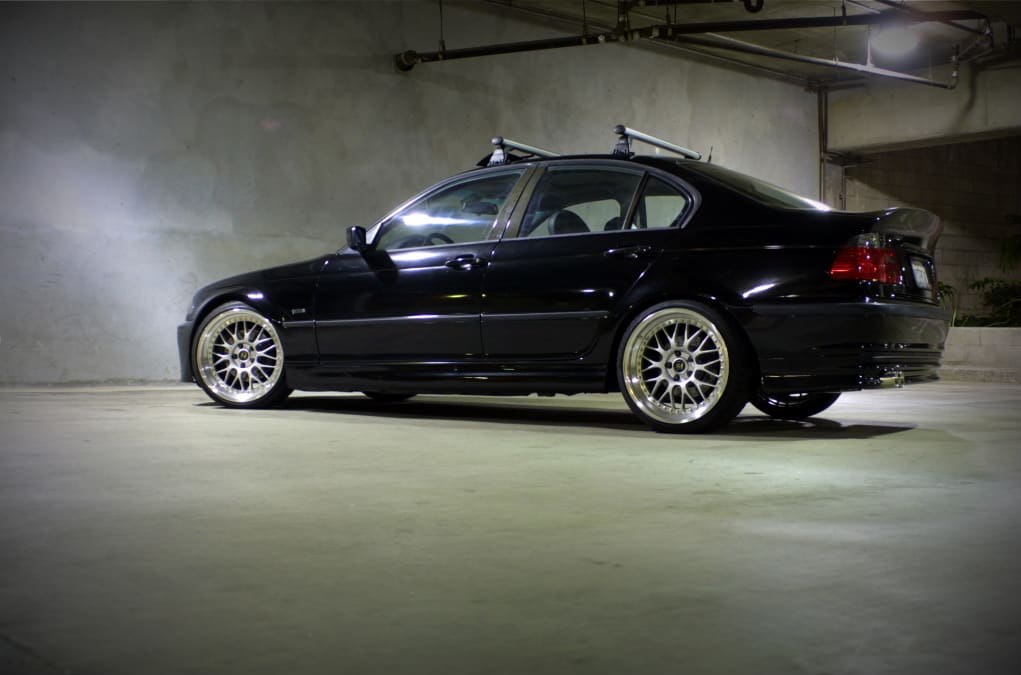 1999 BMW 328 with 19x9.5 WORK VS Mesh step-lipped wheels