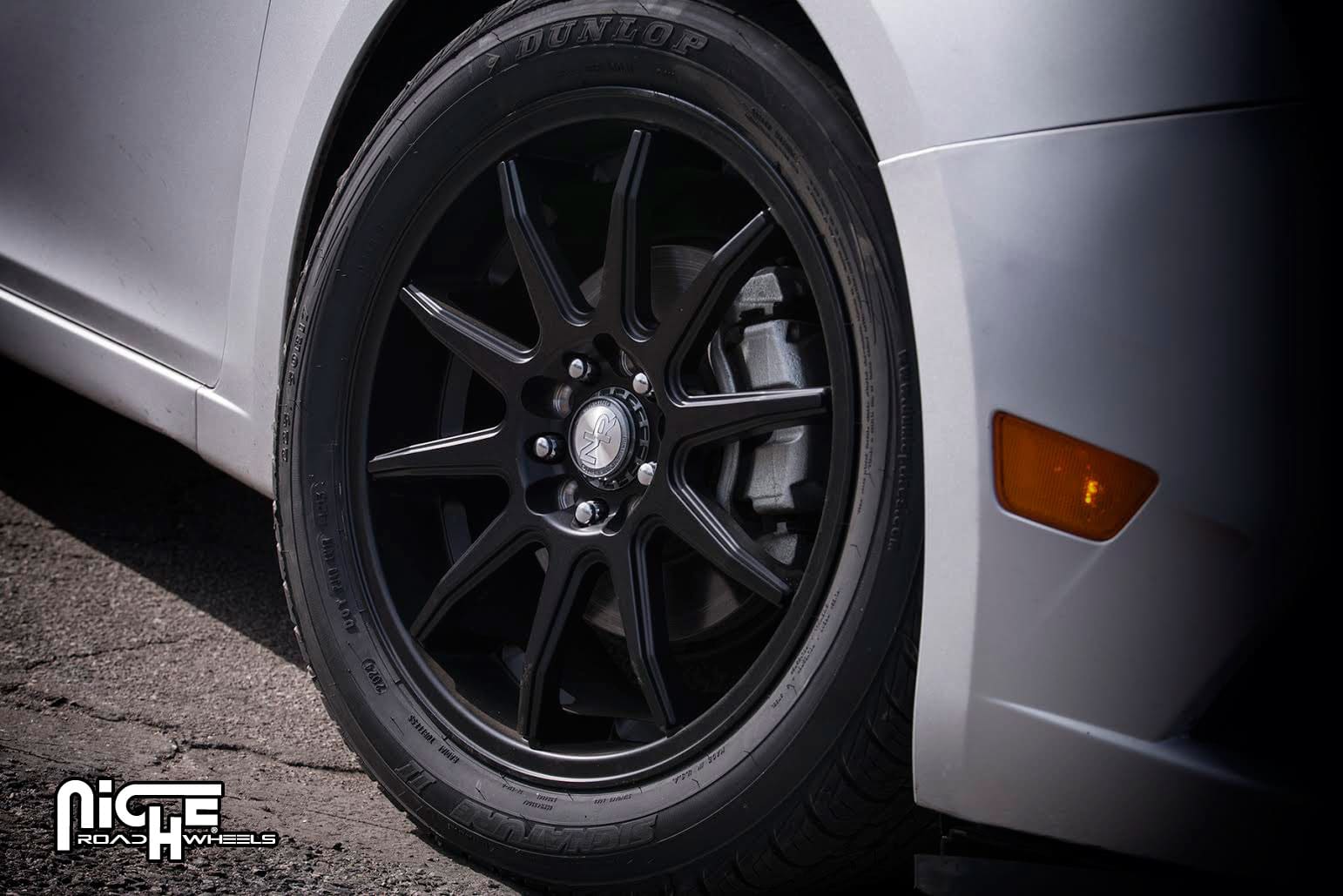 2012 Chevrolet Cruze with Niche NR10 - M122 wheels