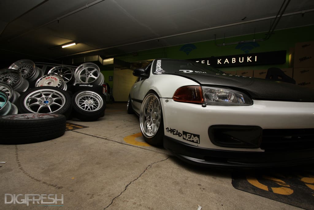 1995 Honda Civic with 15x8.5 WRD Chevlon DE Mesh wheels