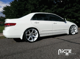 2006 Honda Accord with 20x9 Niche Verona - M151 wheels