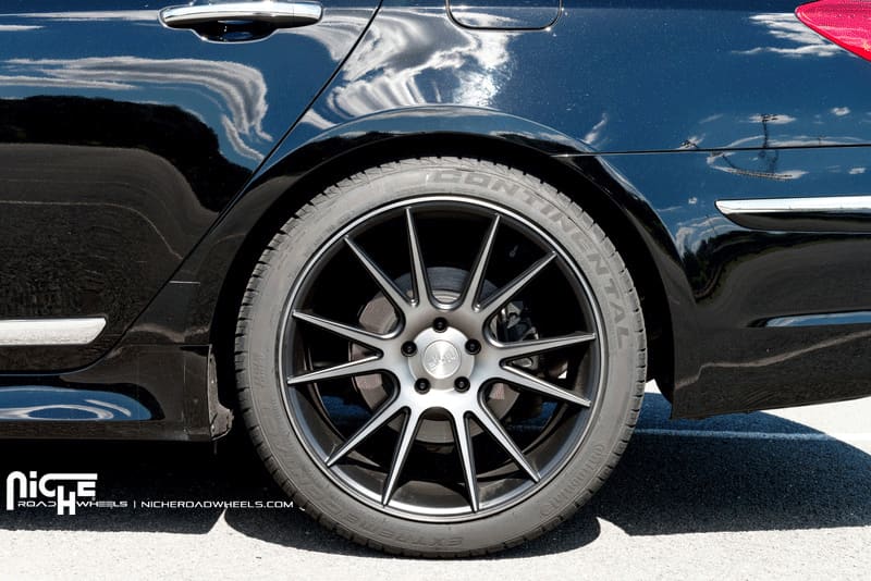 2013 Hyundai Genesis with 20x9 Niche Vicenza - M153 wheels