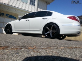 2015 Hyundai Genesis with 20x8.5 Niche Milan - M134 wheels