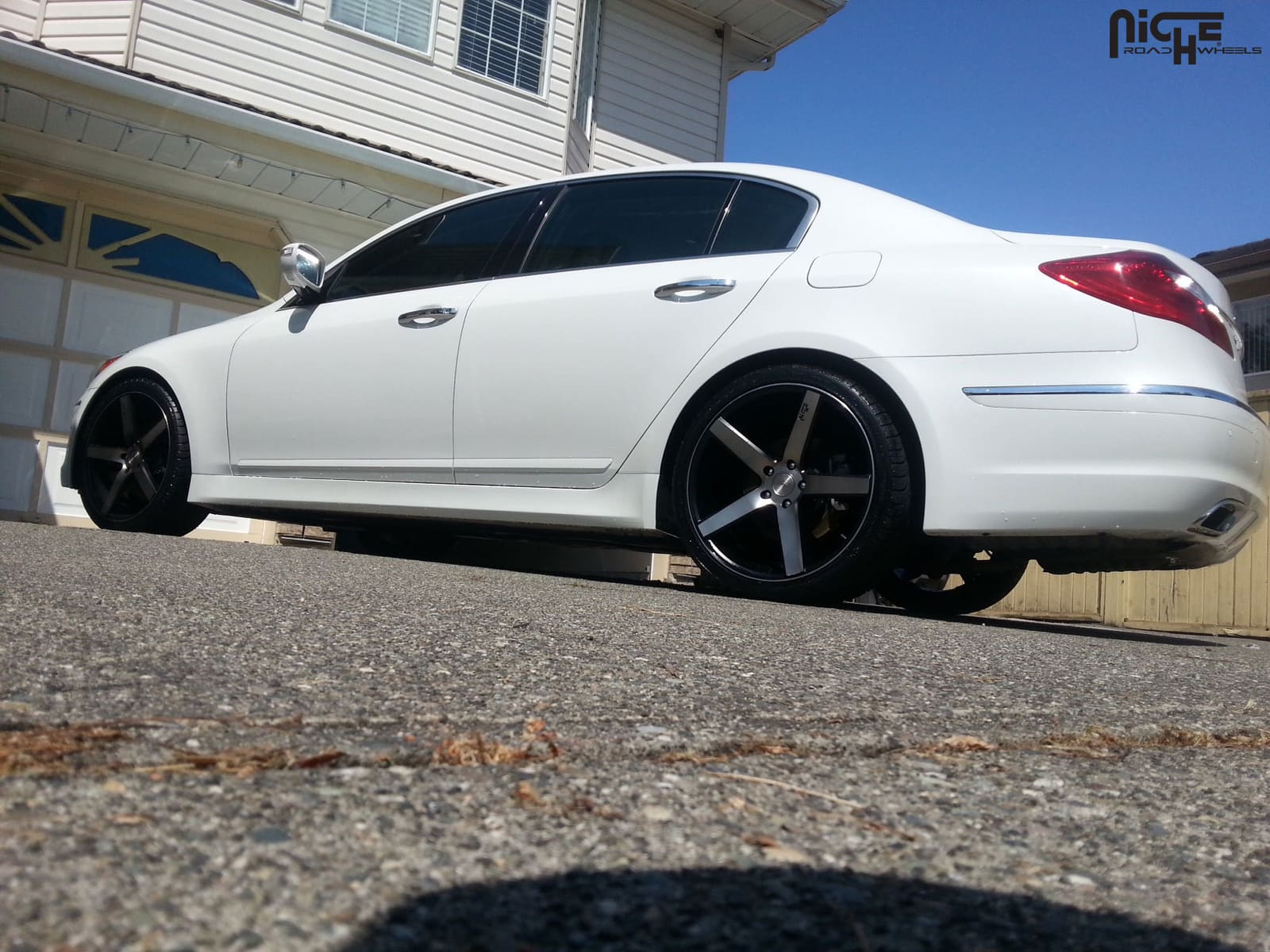 2015 Hyundai Genesis with 20x8.5 Niche Milan - M134 wheels