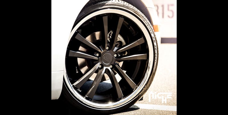 2006 Infiniti G35 with 20x8.5 Niche Concourse - M885 wheels