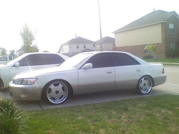 1999 Lexus ES 300 with 18x8.5 Work Euroline DH wheels