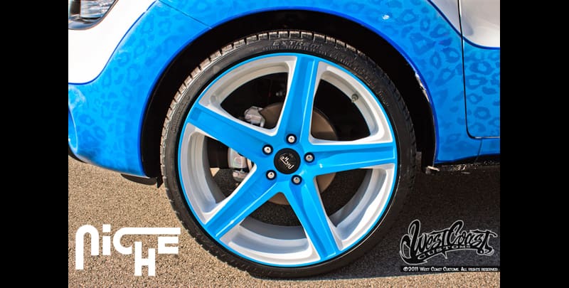 2014 Kia Soul with Niche NR6 - M105 wheels