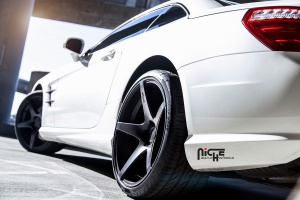 2015 Mercedes-Benz SL-Class with Niche GT-5 - M133 wheels