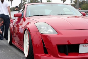 2007 Nissan 350Z with 19x9.5 Rays Engineering Volk Racing CE28 wheels