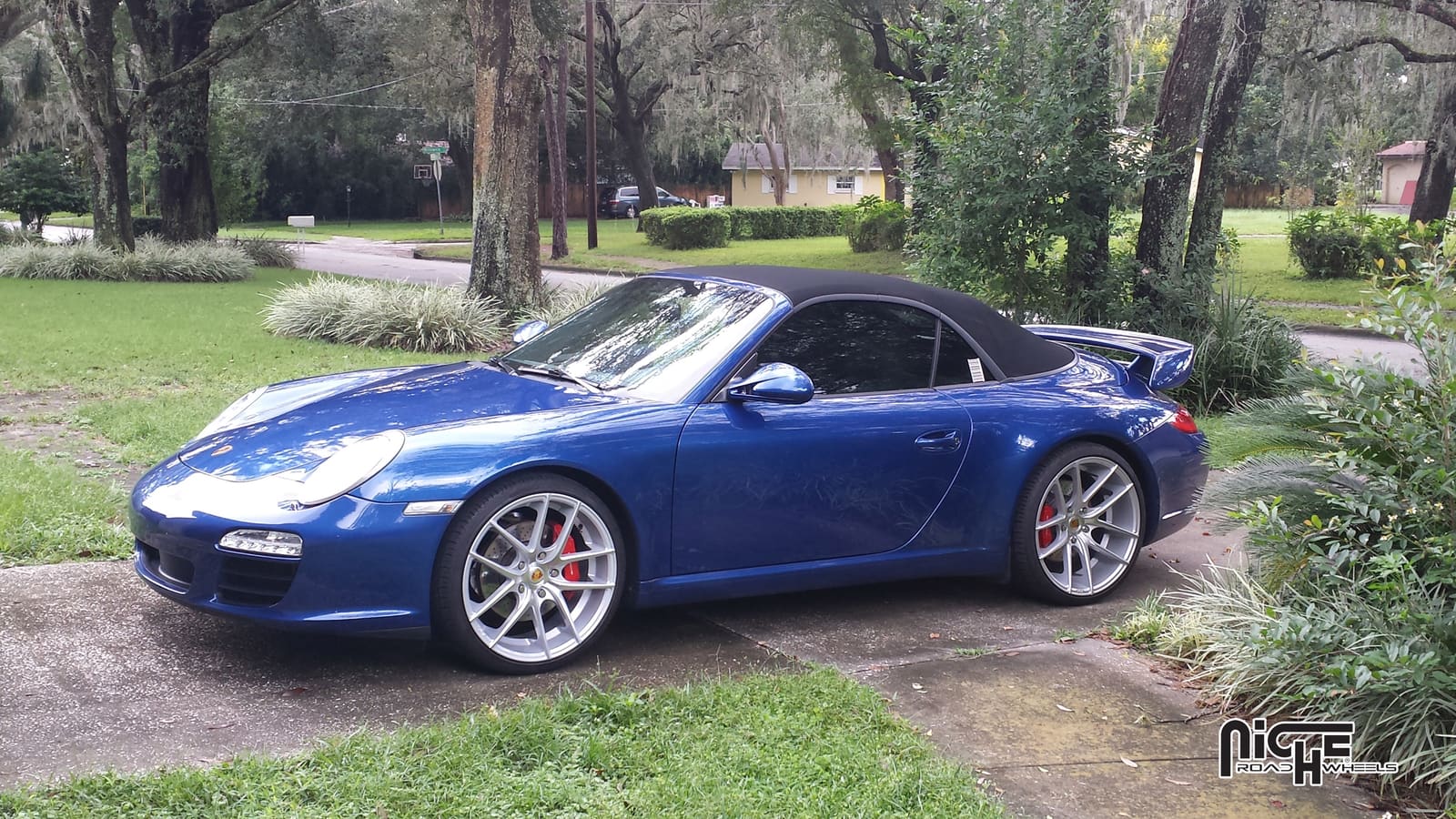 2011 Porsche 911 with Niche Targa - M131 wheels