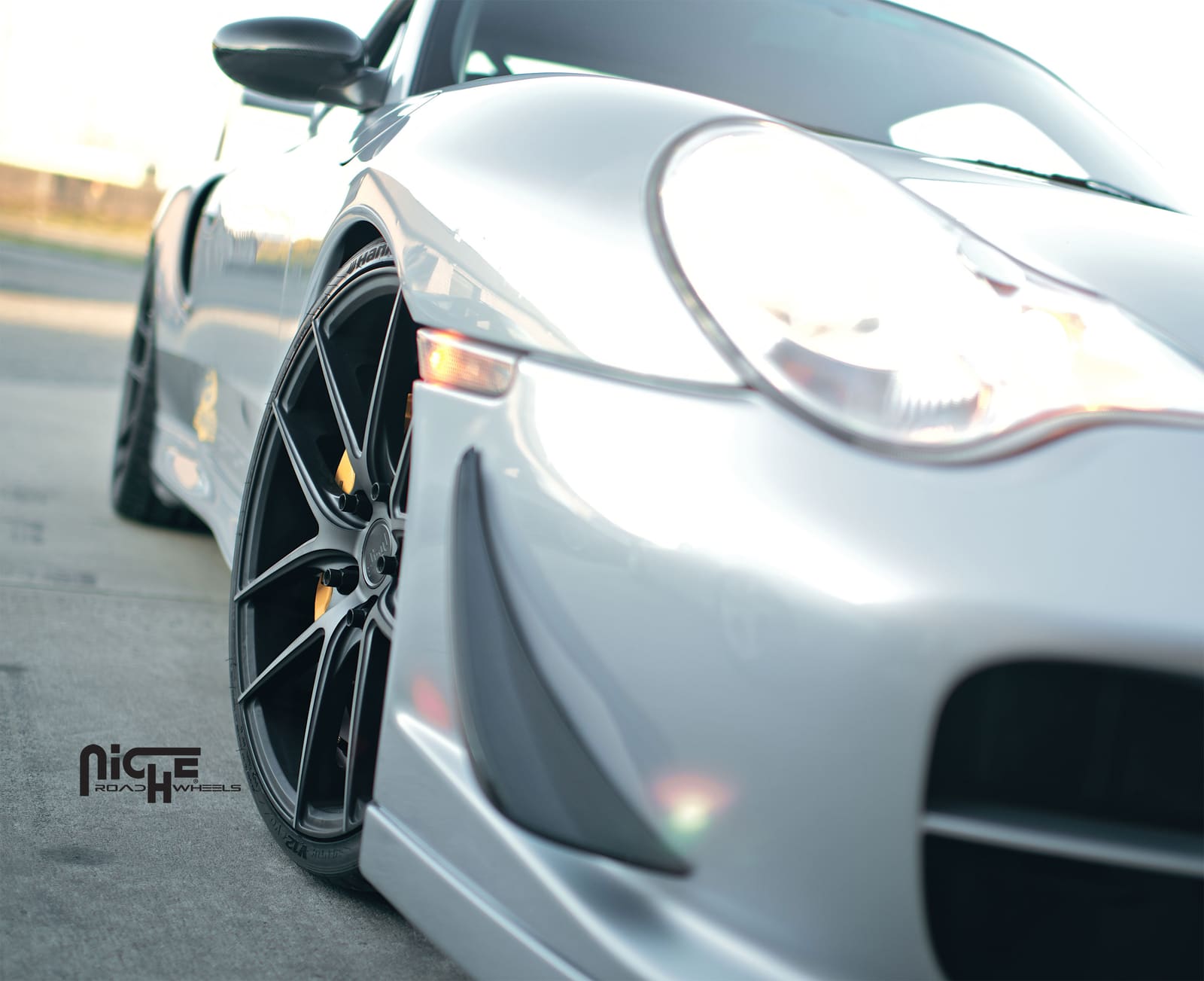 2012 Porsche 911 with 20x8.5 Niche Targa - M130 wheels