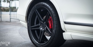 2010 Porsche Cayenne with 22x10.5 Niche Sportiva wheels