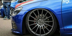 2009 Volkswagen Scirocco with 19x8.5 Niche Form - M157 wheels