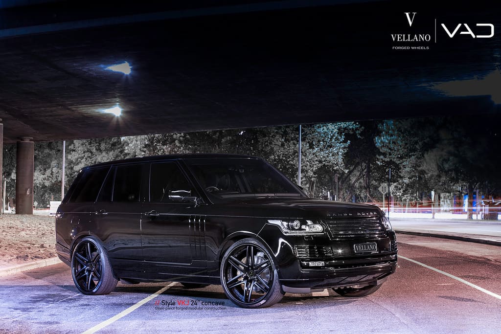 2014 Land Rover Range Rover with VELLANO VKJ wheels