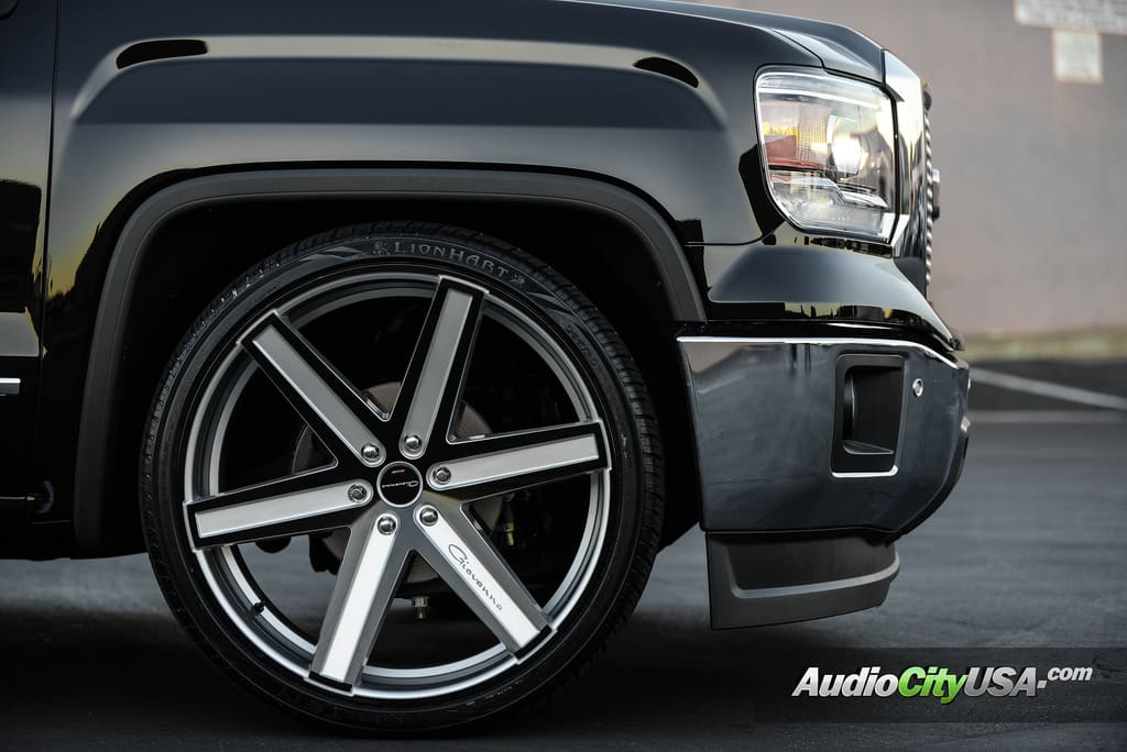 2015 GMC Sierra 1500 with 26x10 Giovanna Dramuno 6 wheels