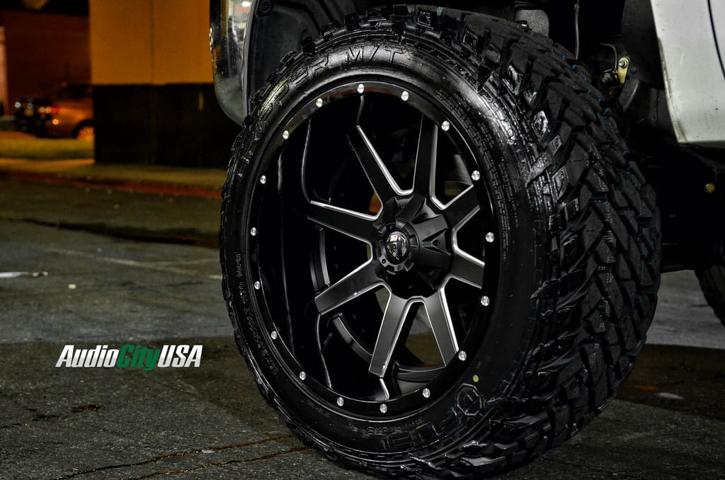 2008 Toyota Tundra with 22x12 Fuel Maverick D262 wheels