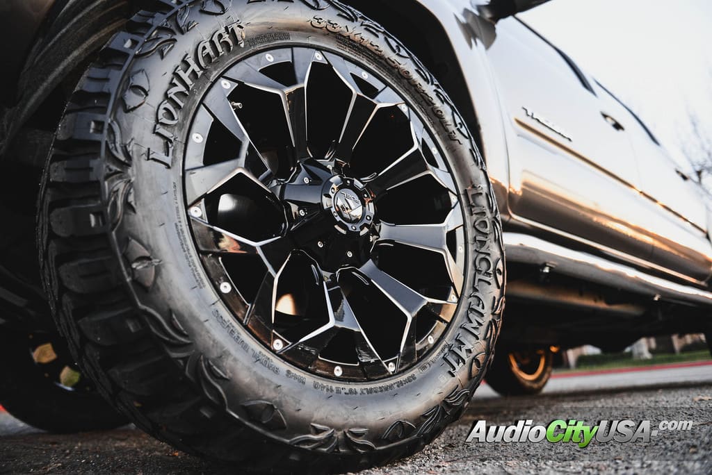 2013 Toyota Tacoma with 20x9 Fuel D546 wheels