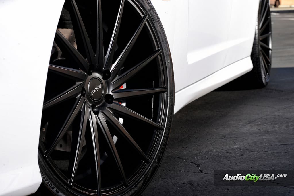2013 Dodge Charger with 22x9 Varro VD 15 wheels